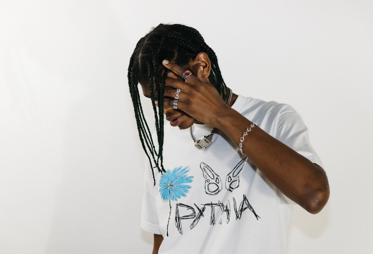 DROPPING TODAY 3PM PST

pythiaclothing.com