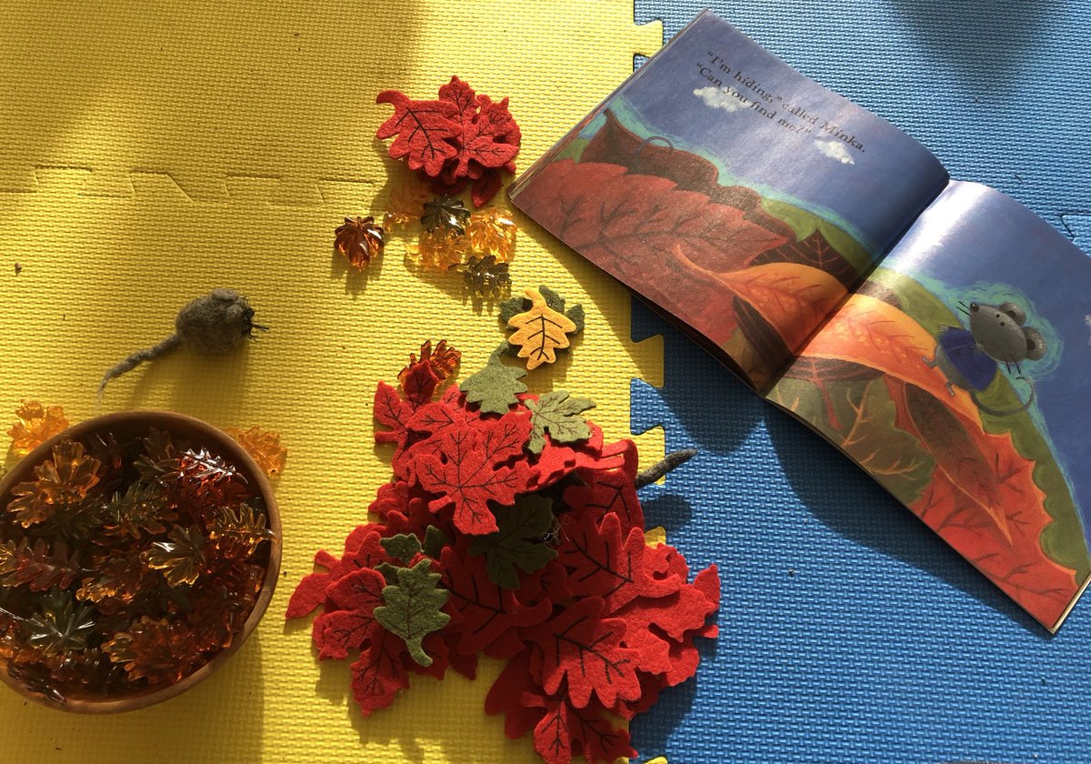 MsSinclair_Ed's tweet image. Hi families! The students were wondering if you can find the second mouse in one of the leaf piles? Look carefully there may be a clue! #StorytellingFun