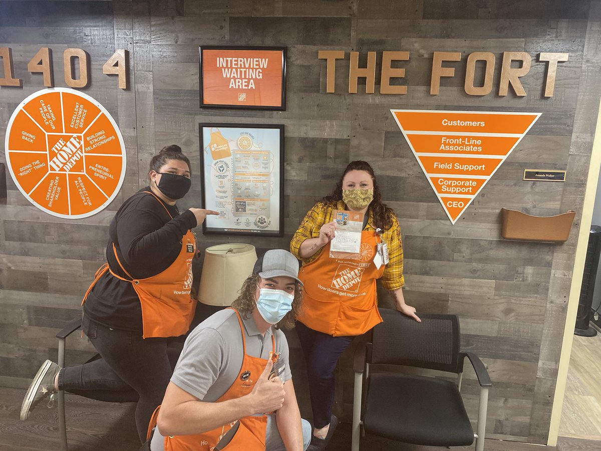 SabrinabBrown's tweet photo. Amanda is always the problem solver, never complains and always so helpful!  Thank you for all you do Amanda https://t.co/nPW7Byso4T