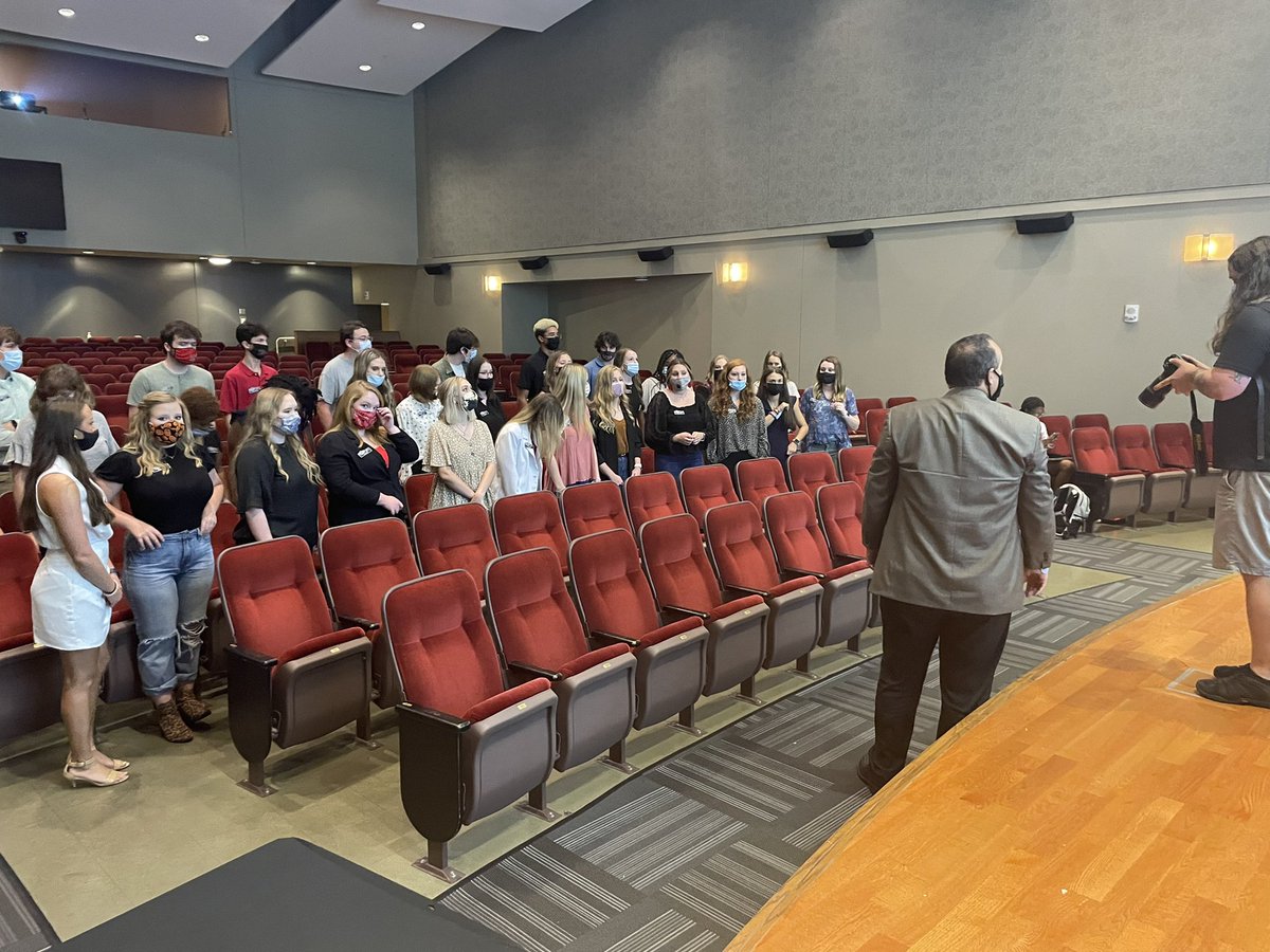 Red_Wolf_Pack's tweet photo. WHAT’S NEW ON CAMPUS :
The second annual Chancellor’s Leadership Class has gathered together, and is designed to equip a select group of freshman students to be leaders on campus and in the future! https://t.co/ZroinumObO