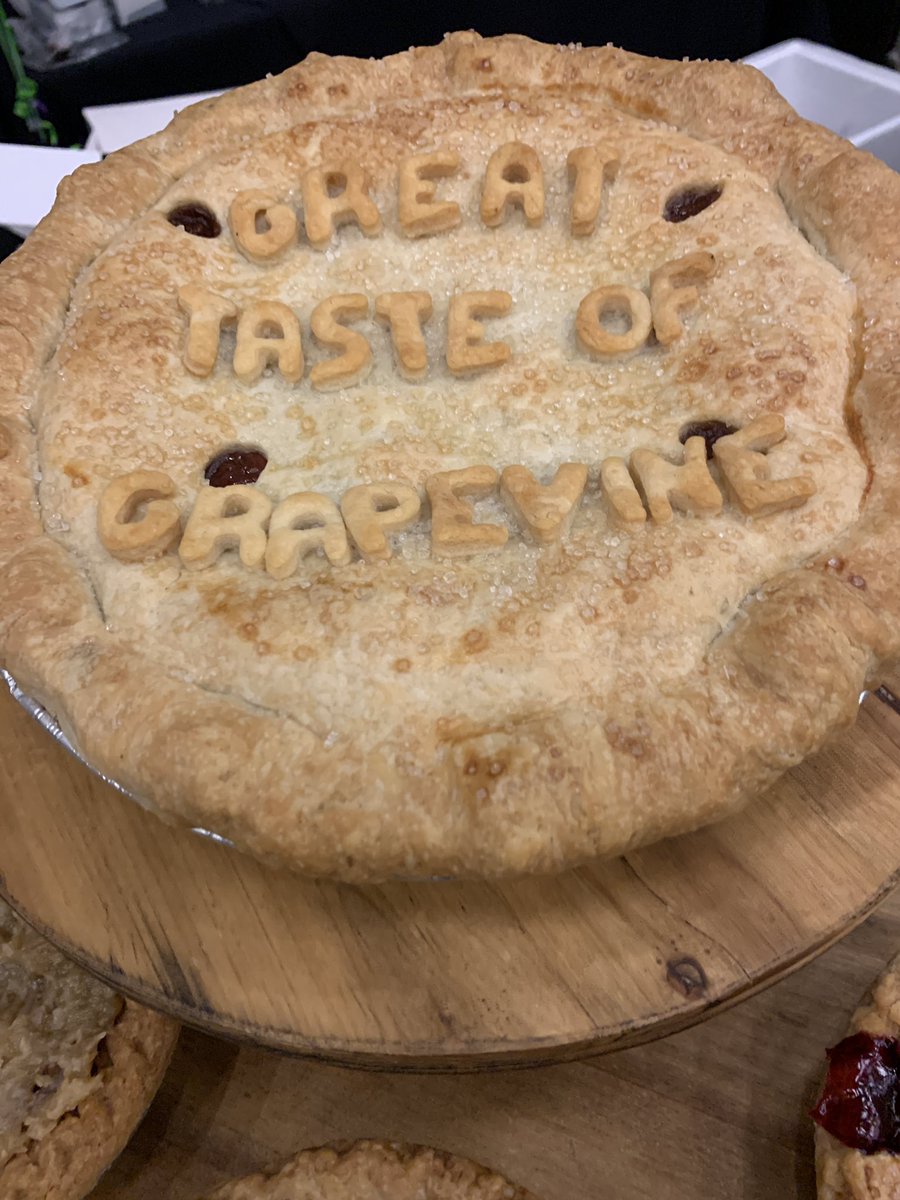 JudyPie2016's tweet photo. I’m so excited. Last night at The Great Taste of Grapevine, JudyPie took@the competition with The People’s Choice Award AND winner of The Best Small Restaurant in Grapevine with their scratch made savory Chicken Pot Pie and oh so delicious Cherry Merlot Pie.  Come by JudyPie. https://t.co/3MSxMTmiKx