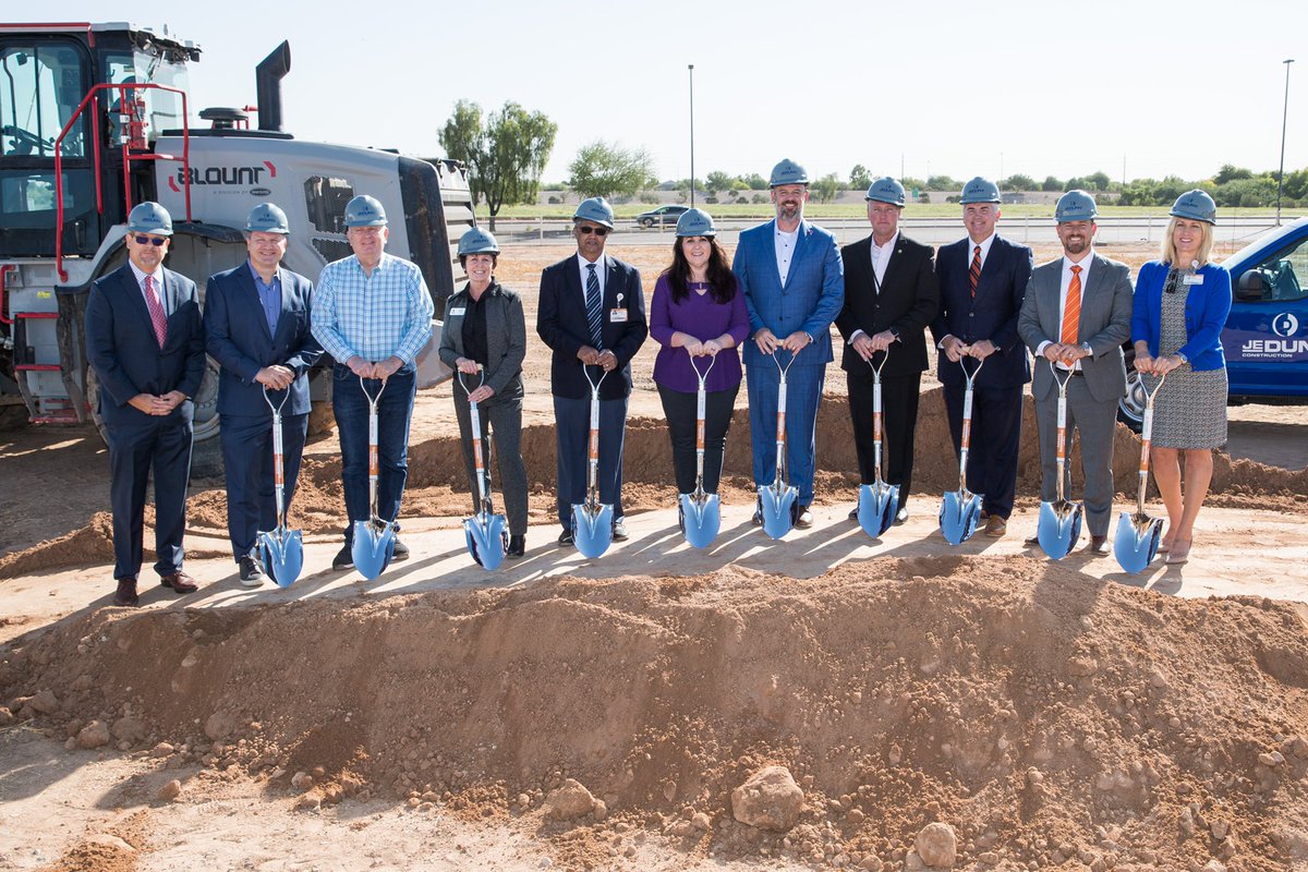DHAZAdvocacy's tweet photo. An exciting week for @DignityHealthAZ and @kindredhealth w/ the groundbreaking of the new Rehabilitation Hospital in Gilbert! Special thanks to all our friends &amp; partners at the @TownOfGilbertAZ &amp; @GilbertChamber who joined us to celebrate - @GilbertAZMayor @GilbertAZEcoDev https://t.co/dfDGeJHTjU