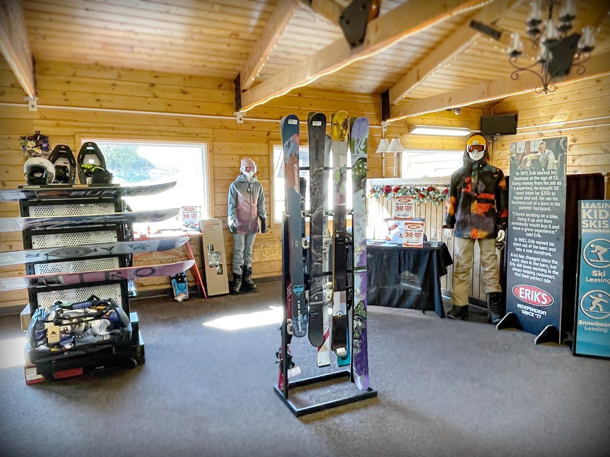 Come and say hi out at @greatbearskivalley today, tomorrow and Sunday for #octobearfest ! Get your season pass and #save 10% on all* regular priced items all season long! You can also enter to win a $50 #giftcard and #free waxes!  *bikes and service not included #winter