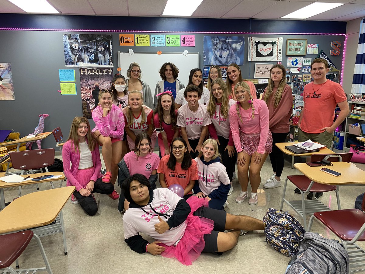 LinkLeadersTHS's tweet photo. When the spirit is next level π€©
#PinkOut #GameDay #BeatHowell
π¦©ππΈπππ·πππ·πππ https://t.co/La6zW8brX7