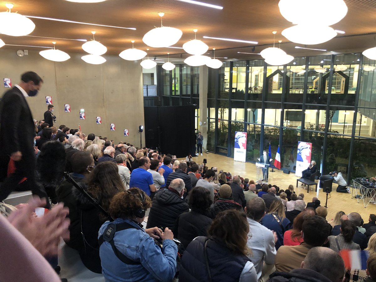 JD_Berger's tweet image. #Clamart et l’ensemble des Hauts-de-Seine massivement présents pour soutenir @vpecresse ! Pour soutenir un projet fort pour notre pays avec des priorités claires et financées 💪@SoyonsLibres