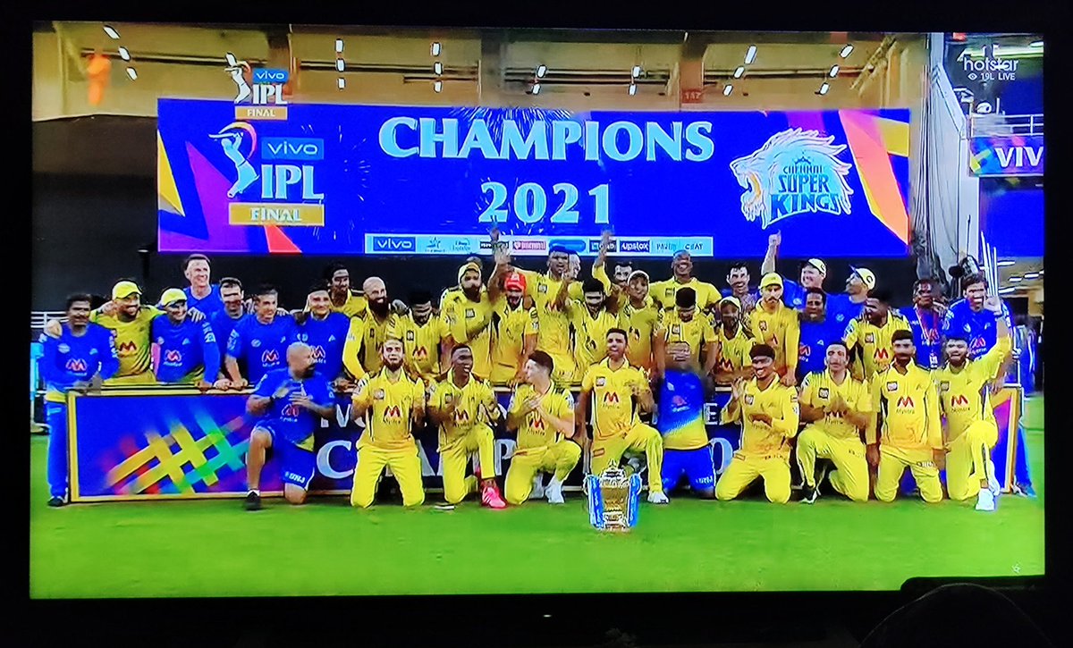 The biggest waiting is over. THALA 💛💛 made my day. Good night makkallaaa ❤️ #CSK #ChampionsDay #championsteam #ThalaDhoni #MSD #thalamsd