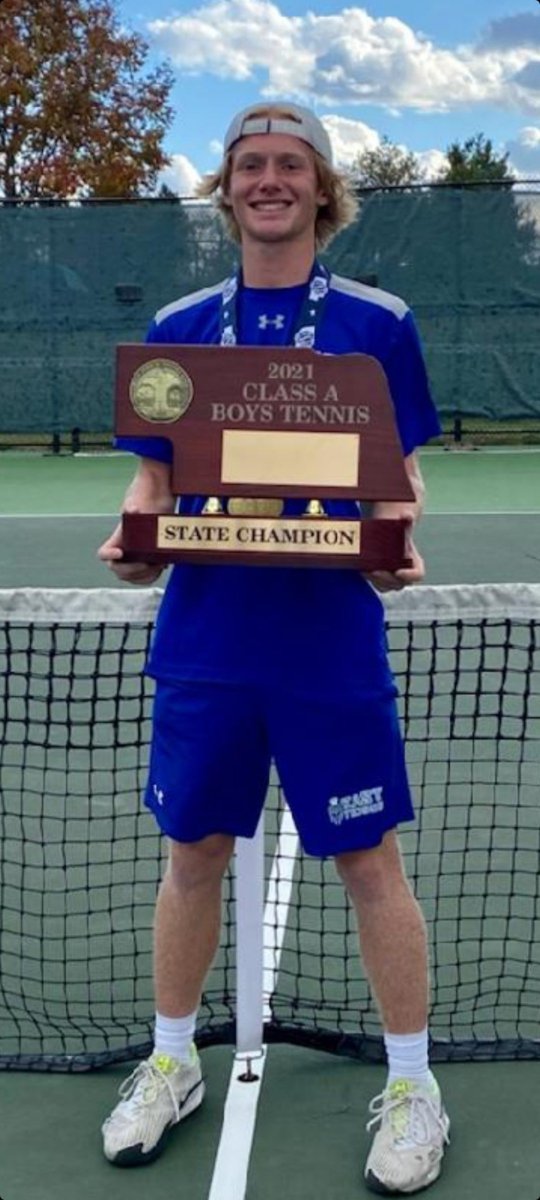 They did it...amazing year for East Tennis and LSW Softball! 2 State Champs in the house tonight <a href="/alexis_bradley8/">Alexis Bradley</a> <a href="/KaidenBradley15/">Kaiden Bradley</a> <a href="/Smoocher8111/">Stephanie Bradley</a> @LJSSportsGrell <a href="/NEPrepZone/">Nebraska Prep Zone</a> <a href="/PrepExtra/">LJS Prep Extra</a>