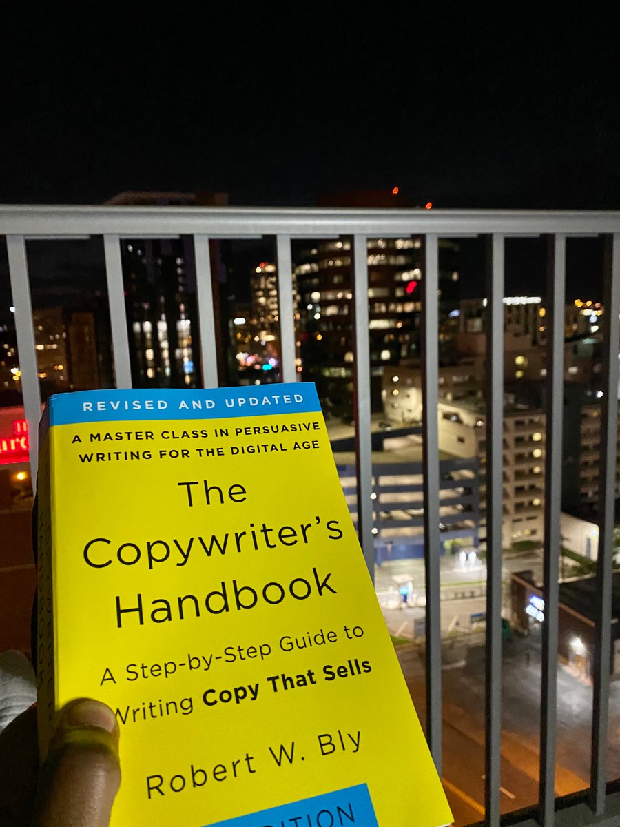 My current situation… studying #marketing books every night to finish the year strong. @Robertbly The #Copywriters Handbook

#Copywriting