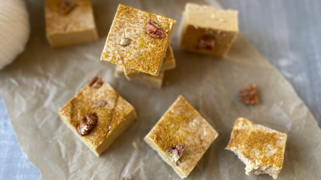 CooksyOfficial's tweet image. There is no sweeter way to celebrate fall 🍁 than to enjoy all the flavors of pumpkin pie in a soft, creamy fudge. This recipe is easy to make at home and even easier to make with Cooksy. ⁠It's such an indulgent fall treat!⁠
l8r.it/L9X7