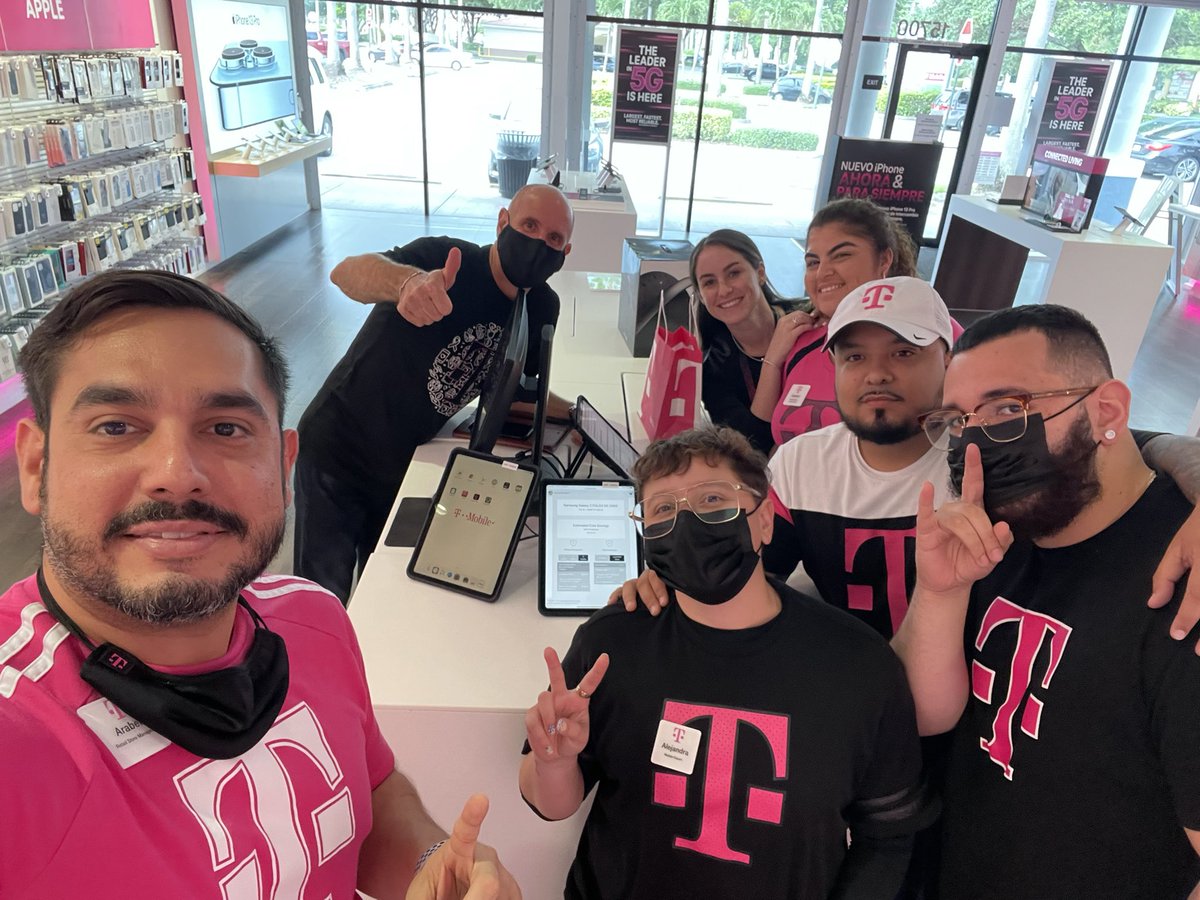 Arabel Perez (@_arabelperez) on Twitter photo Thank You <a href="/GGuerra305/">GeorgeGuerra</a> for coming by and dropping P360 knowledge for our Sunset Team. Q4 strong and committed! #Assurant #TMobile #MiamiSouth #SunsetSharks <a href="/Jess_Gonzalez23/">Jessenia Gonzalez</a> Thank You <a href="/GGuerra305/">GeorgeGuerra</a> for coming by and dropping P360 knowledge for our Sunset Team. Q4 strong and committed! #Assurant #TMobile #MiamiSouth #SunsetSharks <a href="/Jess_Gonzalez23/">Jessenia Gonzalez</a>