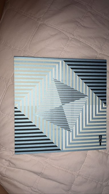 Sunnmyy's tweet photo. Vendo álbum do Enhypen
Com poster, cd, 4 photocards frente e verso, marca páginas e um cartão com a assinatura deles impressa
Comprei pelo weverse, o álbum é OFICIAL
Preço: 150
PREÇO NEGOCIÁVEL
mais fotos em baixo
Interessados só chamar dm https://t.co/FHpgeeO6AJ