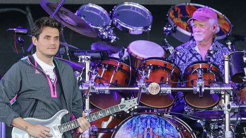 Part of the Dead\s extended family John Mayer is celebrating a birthday today. Happy 44th 