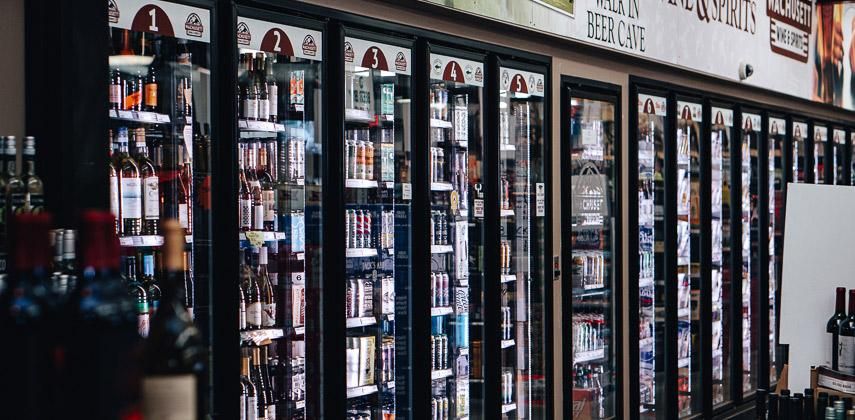 It's Friday! Stop by Wachusett on your way home from work to find your next favorite drink. buff.ly/3ebE4vS