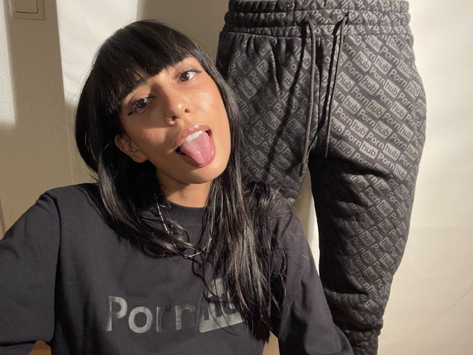 the @Pornhub private mode collection is out now 🖤🤌🏽 https://t.co/MS5dbrXn4E<a class="tags" href="/tag/pornhub">@pornhub</a>