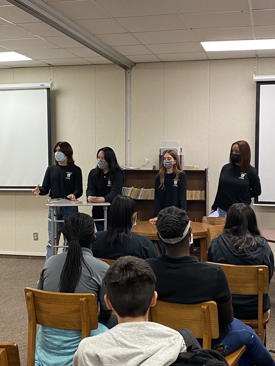 CoachShotwell's tweet image. Former Twin Creeks students and Wunsche Senior NJHS students Andrew, Kate, Tarra, and Gabby visit College and Career Readiness and Pro Comm 8th Graders today. 👀🎯🎬⬇️ #springisdcte