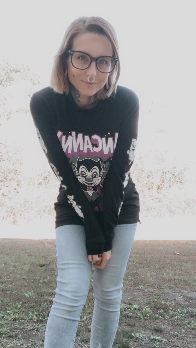itsxJasmin's tweet photo. It’s getting colder &amp; I don’t like it 😭 https://t.co/DSuTNwhWmm