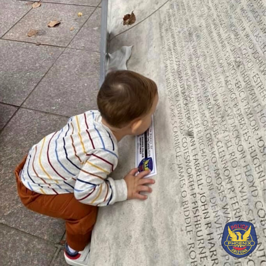 This moment of Commander Greg Carnicle’s grandson kissing his picture on the Memorial Wall in D.C. is a stark reminder of the sacrifices families of fallen officers face. Commander Carnicle lost his life in the line of duty in 2020. 

#NationalPoliceWeek