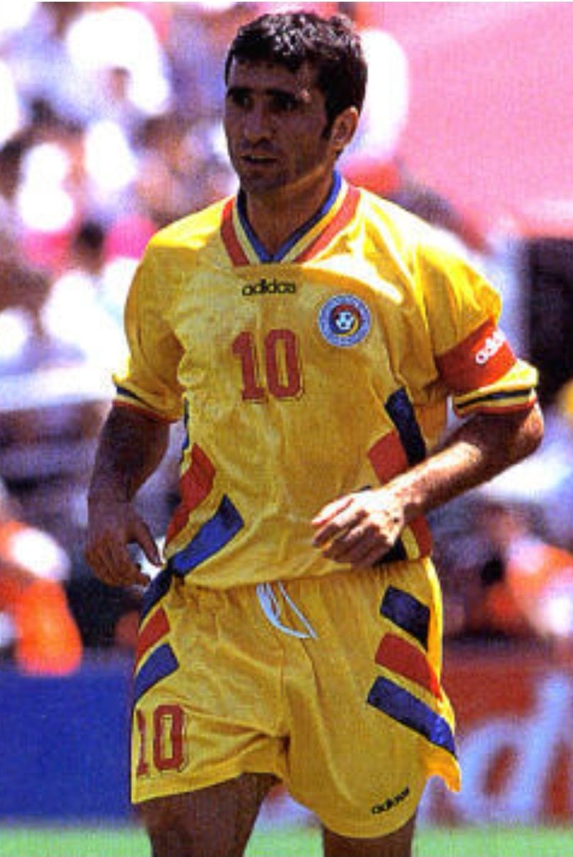 好きなサッカー選手 #ゲオルゲハジ 元ルーマニア🇷🇴代表 東欧の