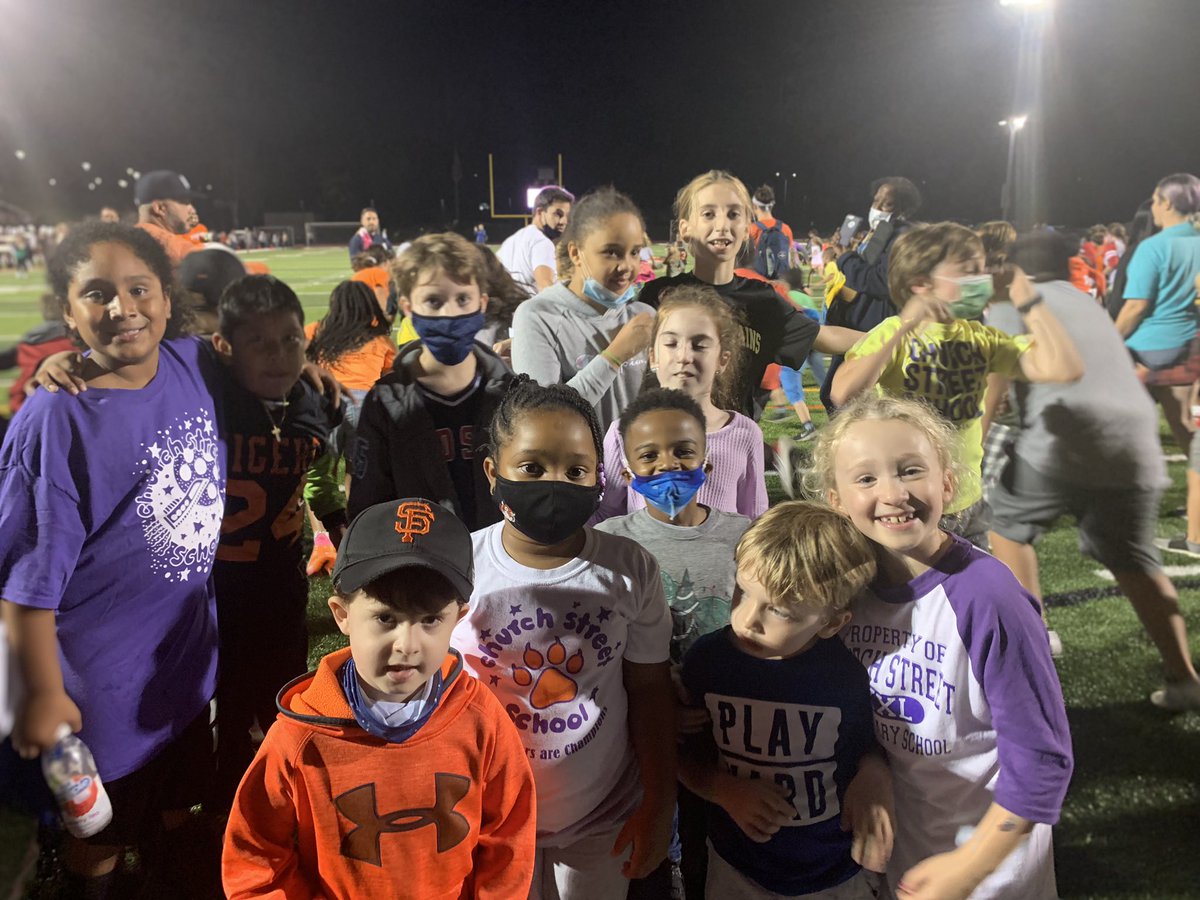 ChurchStreet_WP's tweet image. We showed our WP pride tonight! Thank you to the WPHS for inviting our elementary tigers out tonight! #CSSPride @CSSWPPTA