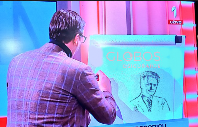 FBxdBoqWYAM5ztC?format=png&name=small