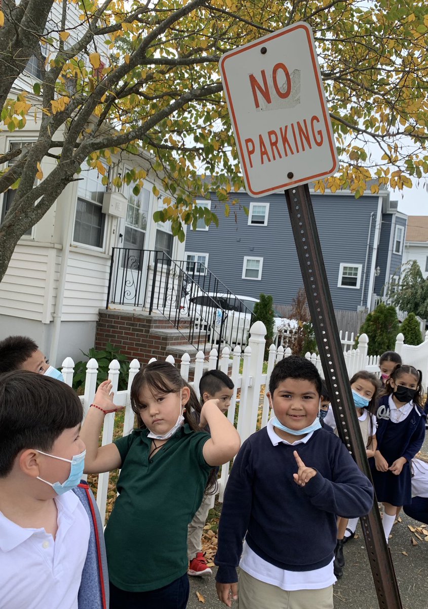 sspeziale's tweet photo. Today we went for a walk in the neighborhood looking for signs. The students were so excited to see so my signs near the school that were in the story that we read this week “City Signs”.  Ask your child about the signs we read as we walked around the Garfield neighborhood. https://t.co/34mZcMqQ4s