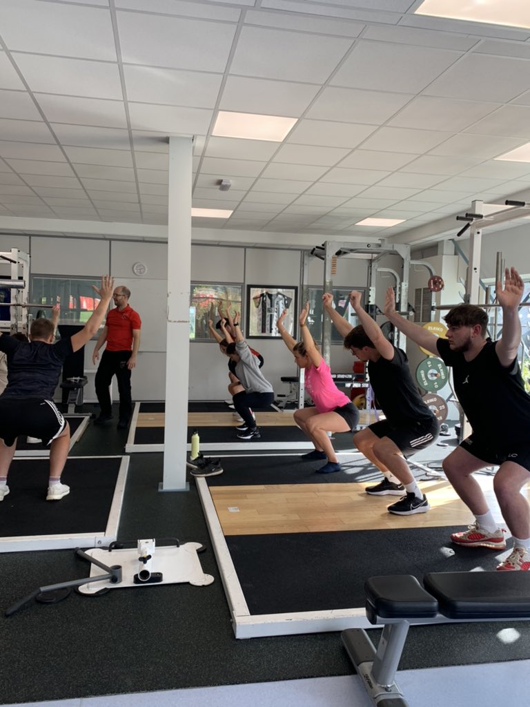 MarjonSaC's tweet photo. Lovely to be team teaching with @BenJaneFitness today and checking out some mobility patterns of our new SES intake #notbadmobility @marjonuni https://t.co/cCwpR0rxUO