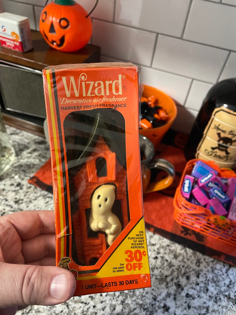 This is what air smelled like in the 80’s and it was fucking glorious.