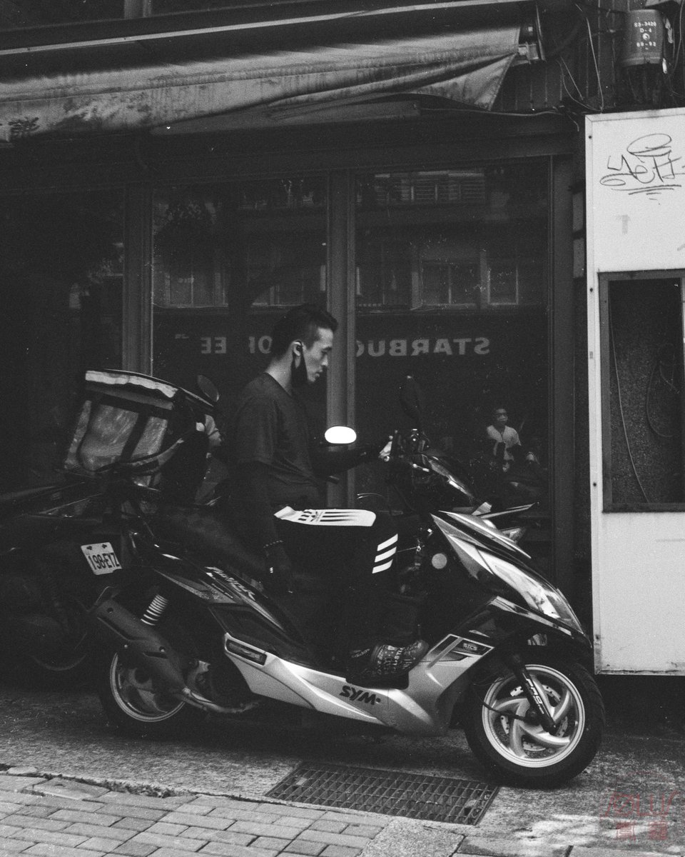 SolusLu's tweet photo. #fomapan400 #fujicags645 #645folder #6x45format #120film #filmphotography #フィルム写真 #底片 https://t.co/vSORQQah9D