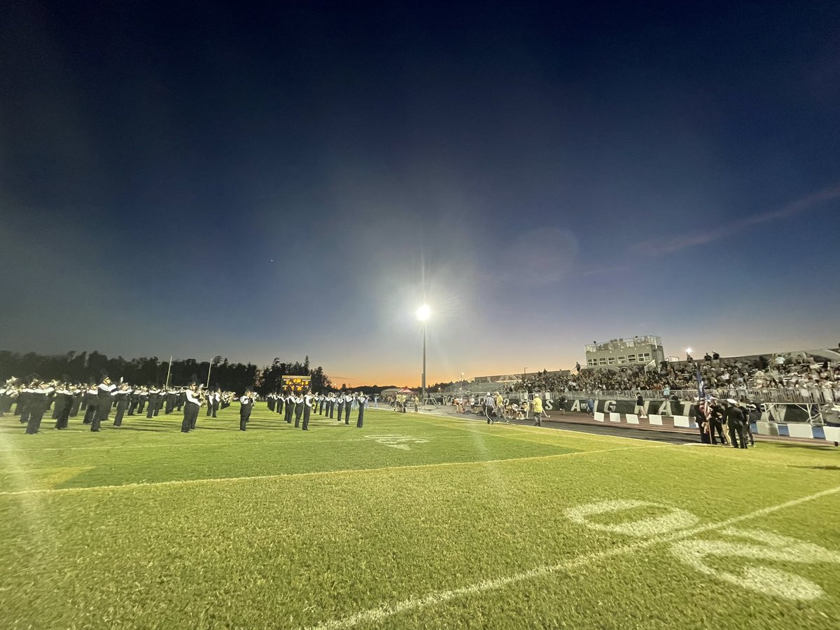 JWMHS's tweet photo. It’s a great night to honor our #MustangSeniors and beat the Packers! #LetsGoMustangs! #BeatLargo  #PIAP #YouCantStopFootball #YouCantStopSeniorNight #YouCantStopExcellence https://t.co/5GAp9eH44p