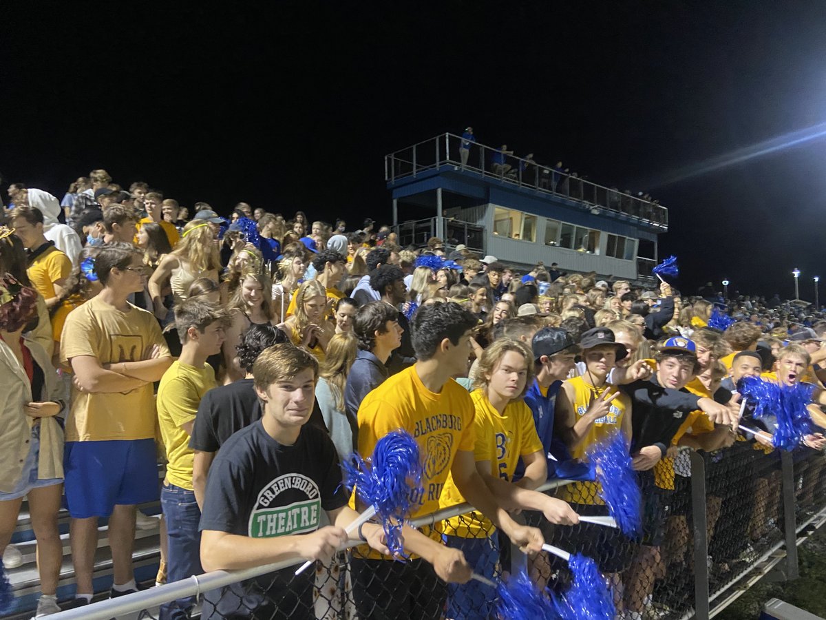 Student section at homecoming 💙🐻💛