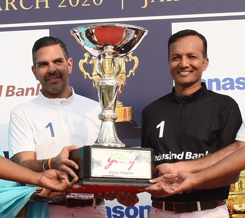 VIVEKSINGHANIA2's tweet photo. wishes a very #HappyBirthday to one of the Top #PoloPatrons of #IndianPolo @sunjaykapur 💐🎂🇮🇳🙏
Sunjay ji leads the #SonaPolo team; A businessman &amp; industrialist of great repute,#Polo #Entrepreneur @MPNaveenJindal @shallujindal20 https://t.co/w0LpXGuVk9