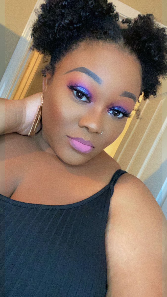 CrownMeTiara88's tweet image. 💓🦄💜 #BigFineFriday #30PlusTwitter