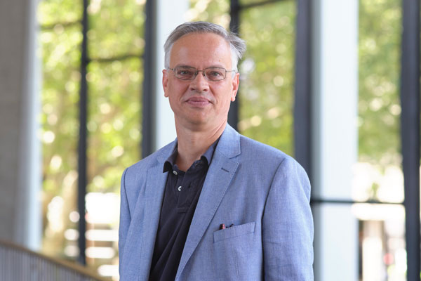 ALACDE's tweet photo. Stephan Voigt en #ALACDE2021 https://t.co/87AYKoEMXv
