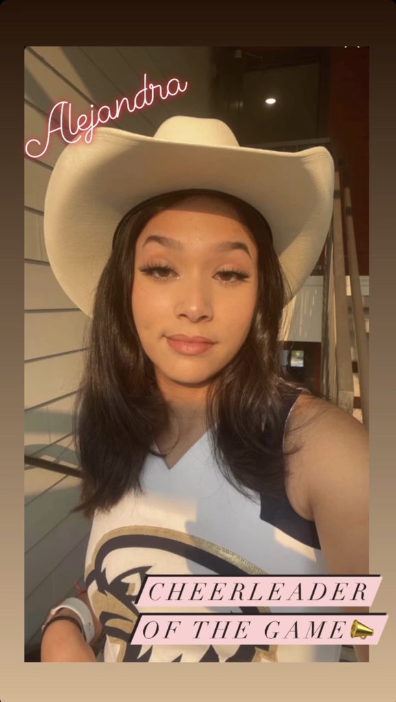 our cheerleader of the game Is 💛Ms. Alejandra 💙