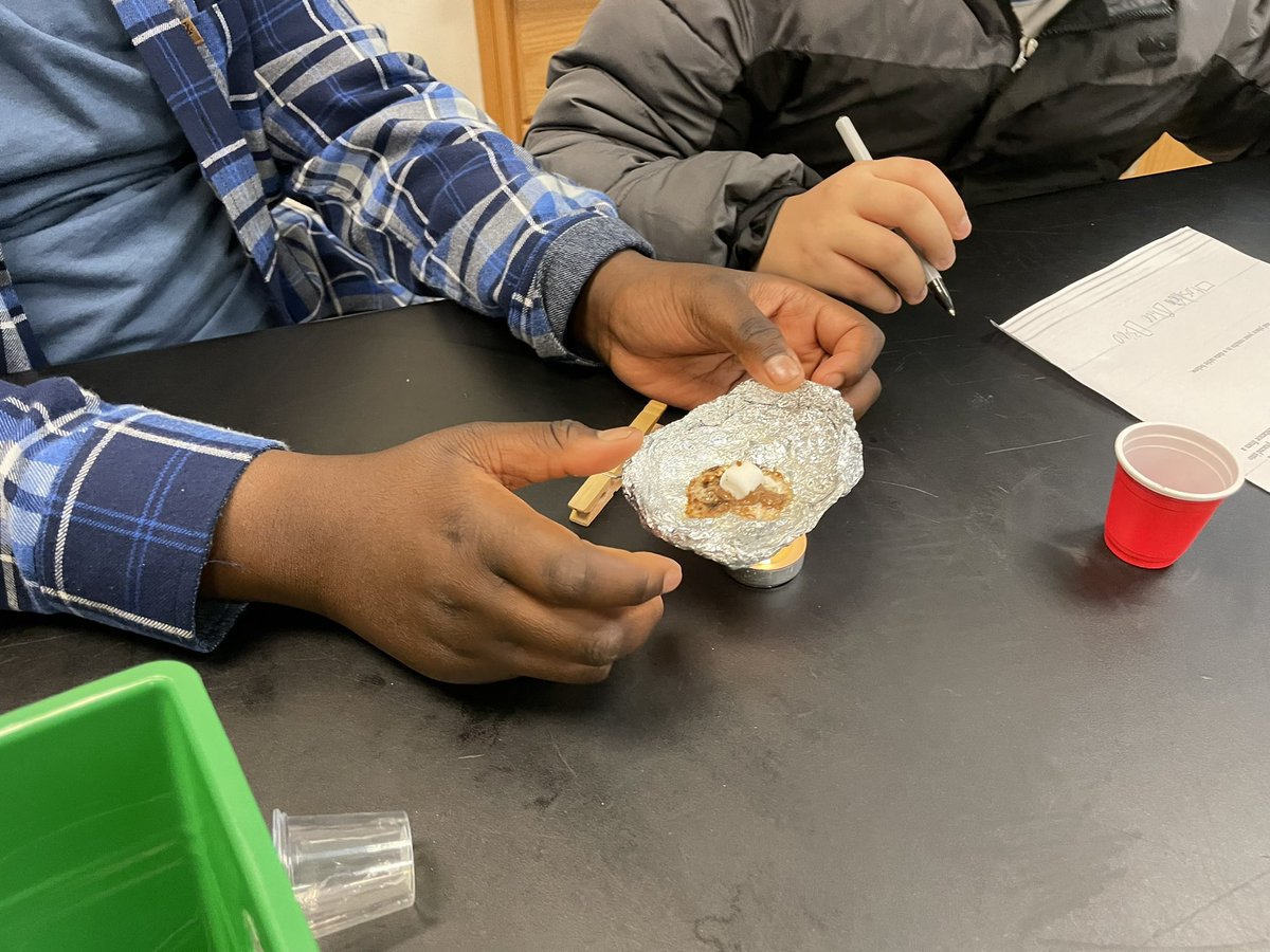 redchamp53's tweet photo. The kids had a great time reviewing matter, phase changes, and heat transfer today! https://t.co/T2FRIf4GJP