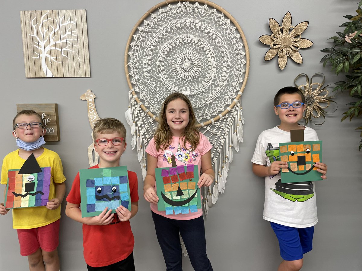 storybookyoga's tweet photo. Even the middle yogis enjoyed some Spookley fun!! The artistic talents of these students amazed me as they created unique Spookleysππ§ππππππ§‘ππ€π€πβ€οΈ #storybookyogabalancedminds #childrensyoga #squarepumpkins #spookley #uniquegifts #differentisbeautiful #different https://t.co/nlxEn8inLn