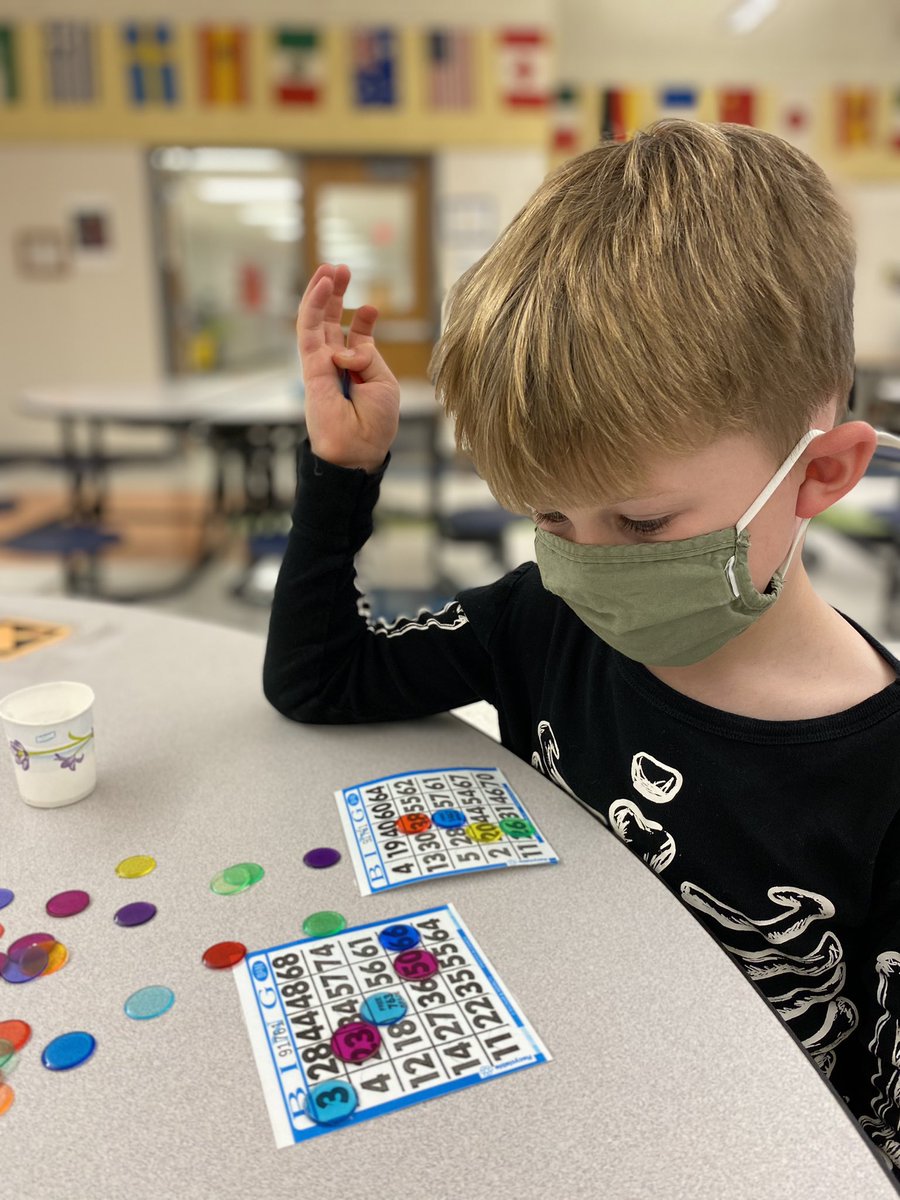 sarahsquire83's tweet photo. So much fun at pajama bingo! @BeechTreeElem thank you!! https://t.co/WJ15fQaZQJ