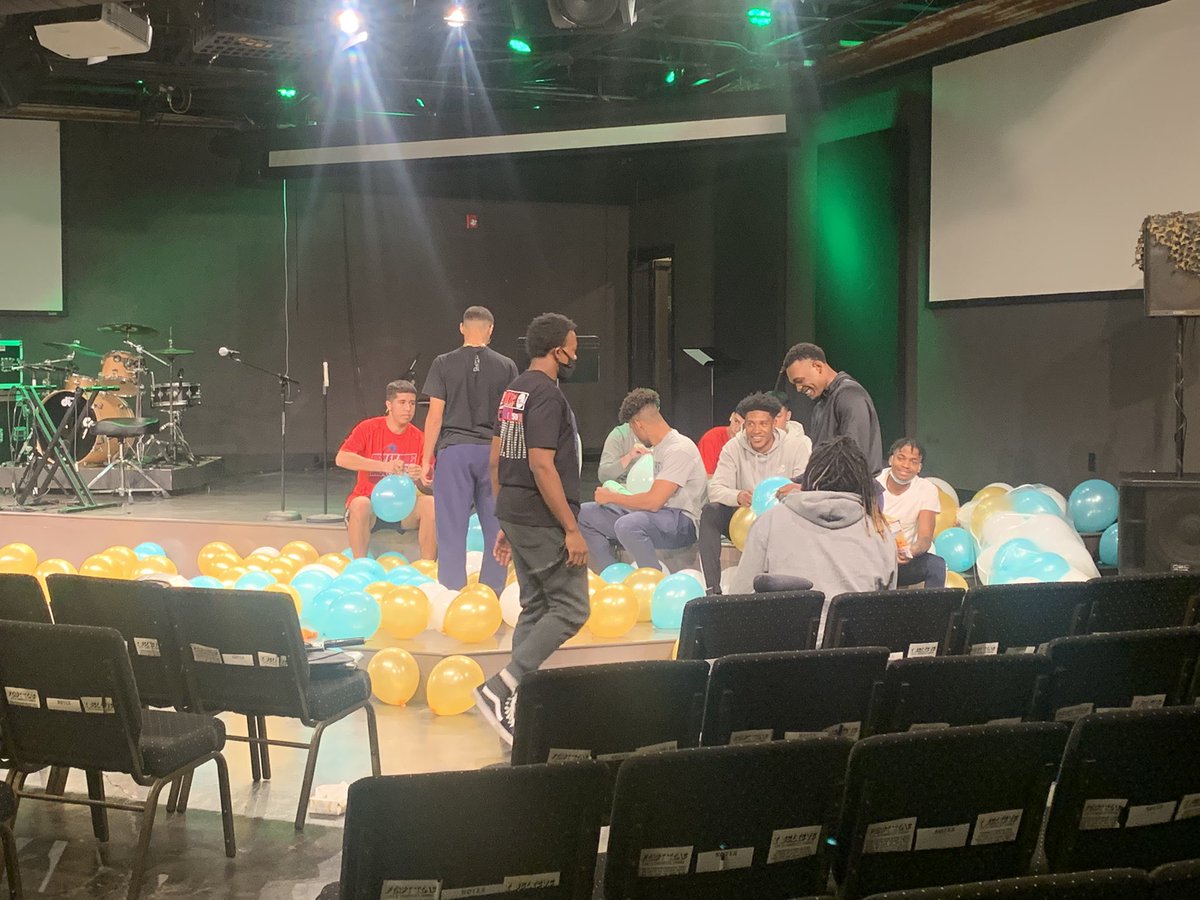 USW_MBB's tweet photo. Thank you Chooselife Church for allowing us to come by and help set up for their Family Fun Night. Our guys had a terrific time! https://t.co/UdPMJ0dRa2