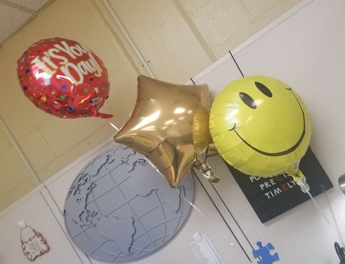 JCPSlatino's tweet photo. Today the #ESLIntakeCenter team celebrated #BossDay but I do celebrate every day the blessing of working with some of the most hardworking and passionate people in @JCPSKY 
#BetterTogether 
#BlessedAndGrateful https://t.co/OpaFQuHaAu