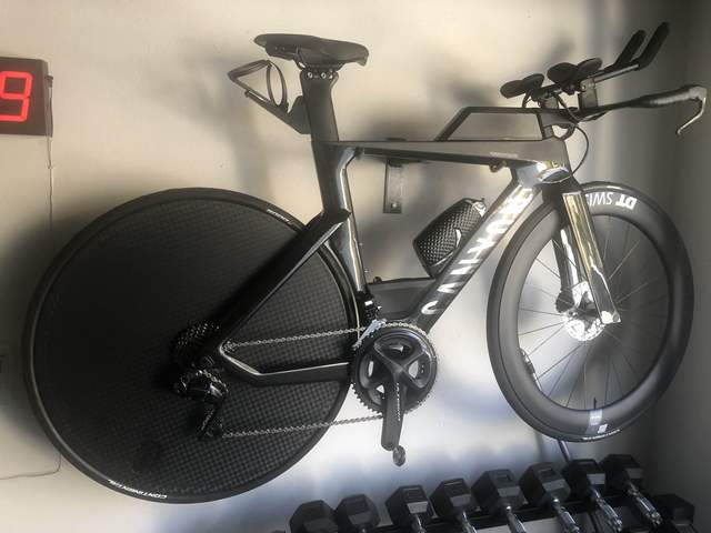 TOPFIRE_Sport's tweet photo. Excellent service from Gavin, will certainly recommend his product. Gavin is client centric and provide quick feedback and guidance on all questions you pose to him.
📷Shayjal Govind

#carbonwheels #carbonbike #carbonrims #discwheels #roadwheels #roadbike https://t.co/C84nQe180j