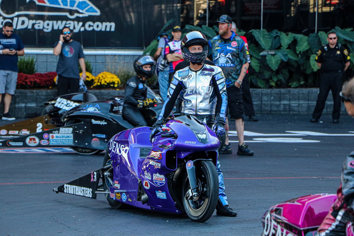 Lookin' good from the No. 5 spot after Q1 with a 6.964, 194.58! Weather is calling for rain in the morning but hopefully we can get both sessions in tomorrow at the #ThunderValleyNats! 

📸: @srdrivenmedia 

#NHRA #NHRAPSM