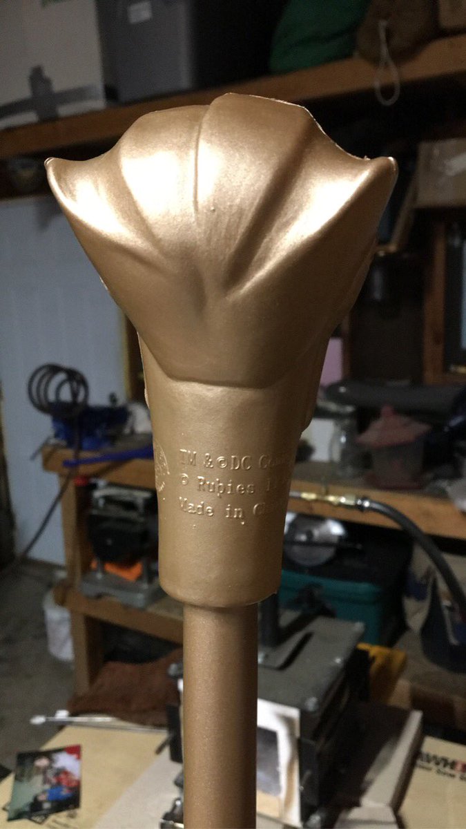 AwesomesocksNM's tweet photo. I started working on my cane for my Joker Halloween costume and here are some ‘before’ pics from before I did anything to it! So far it’s been pretty fun! I’ll add the ‘after’ pics in the replies soon! @HamillHimself @TroyBakerVA #Halloween2021 #TheJoker #DCComics #CustomProp https://t.co/9wFiHzGkxi