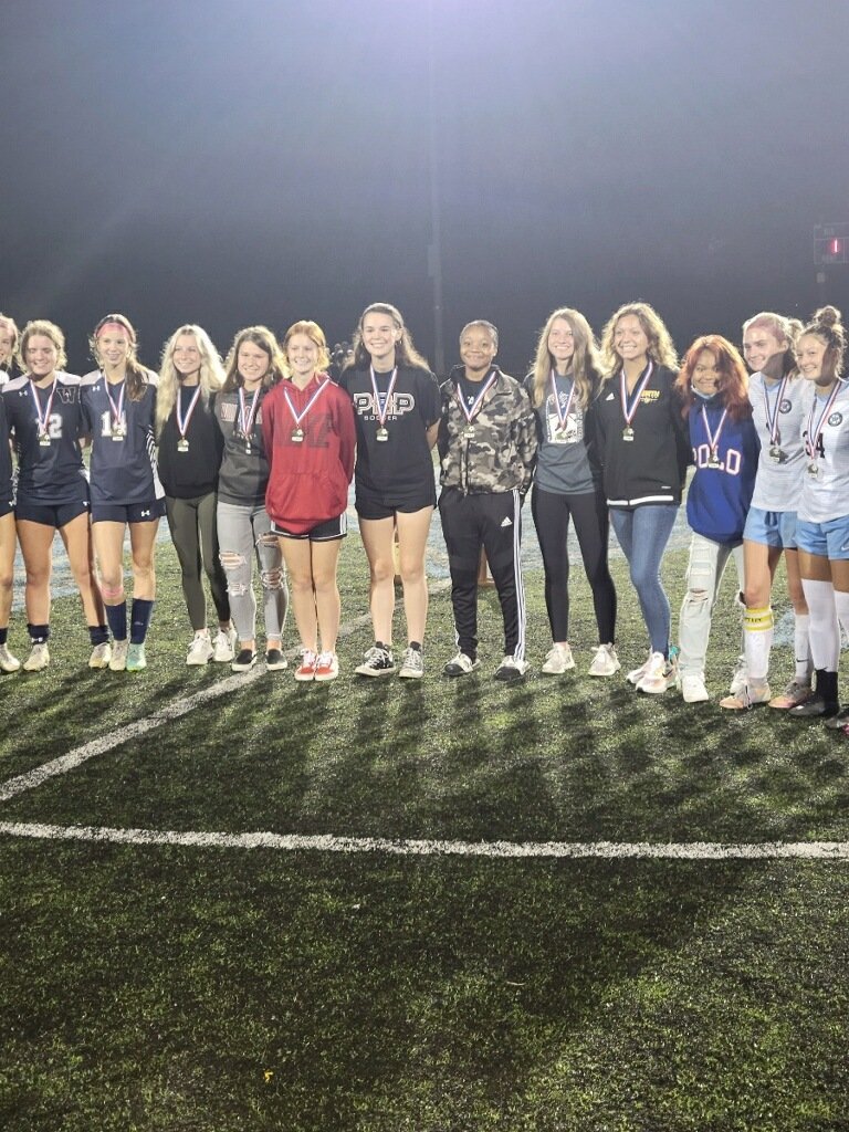 btid_niya's tweet photo. Soccer ALL- REGION Team #ButlerBears https://t.co/V0wUsQicE3