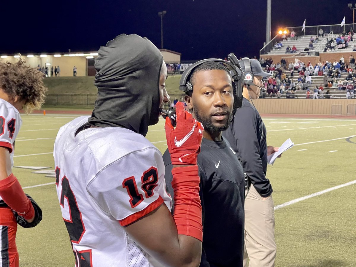 UnionFootball's tweet photo. Snapshots from the sidelines
1st Half Edition
#UvsMoore | #playup https://t.co/JrdKpu7G0q