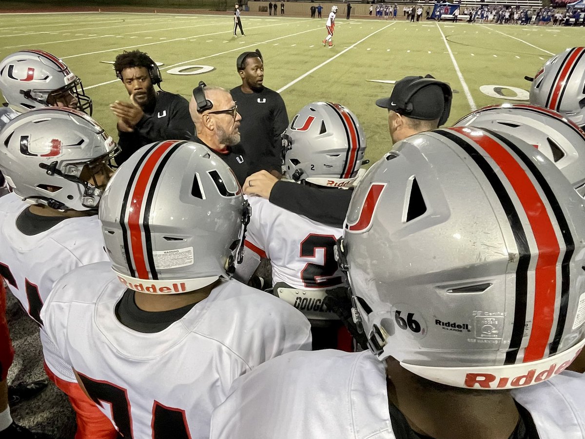 UnionFootball's tweet photo. Snapshots from the sidelines
1st Half Edition
#UvsMoore | #playup https://t.co/U6SXnVztVU