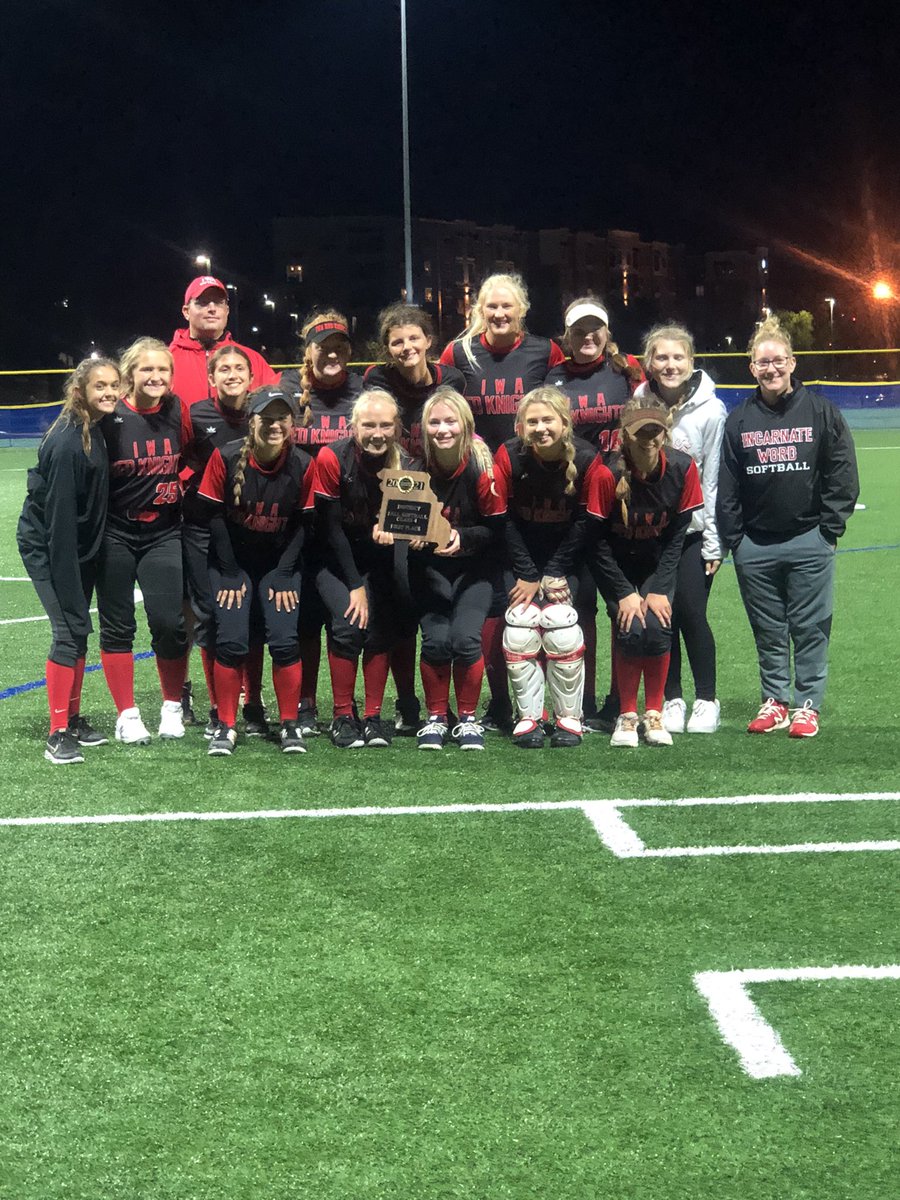 Athletics_IWA's tweet photo. @IwaSoftball are District CHAMPS!! @STLhssports https://t.co/p2MXzcBVGt