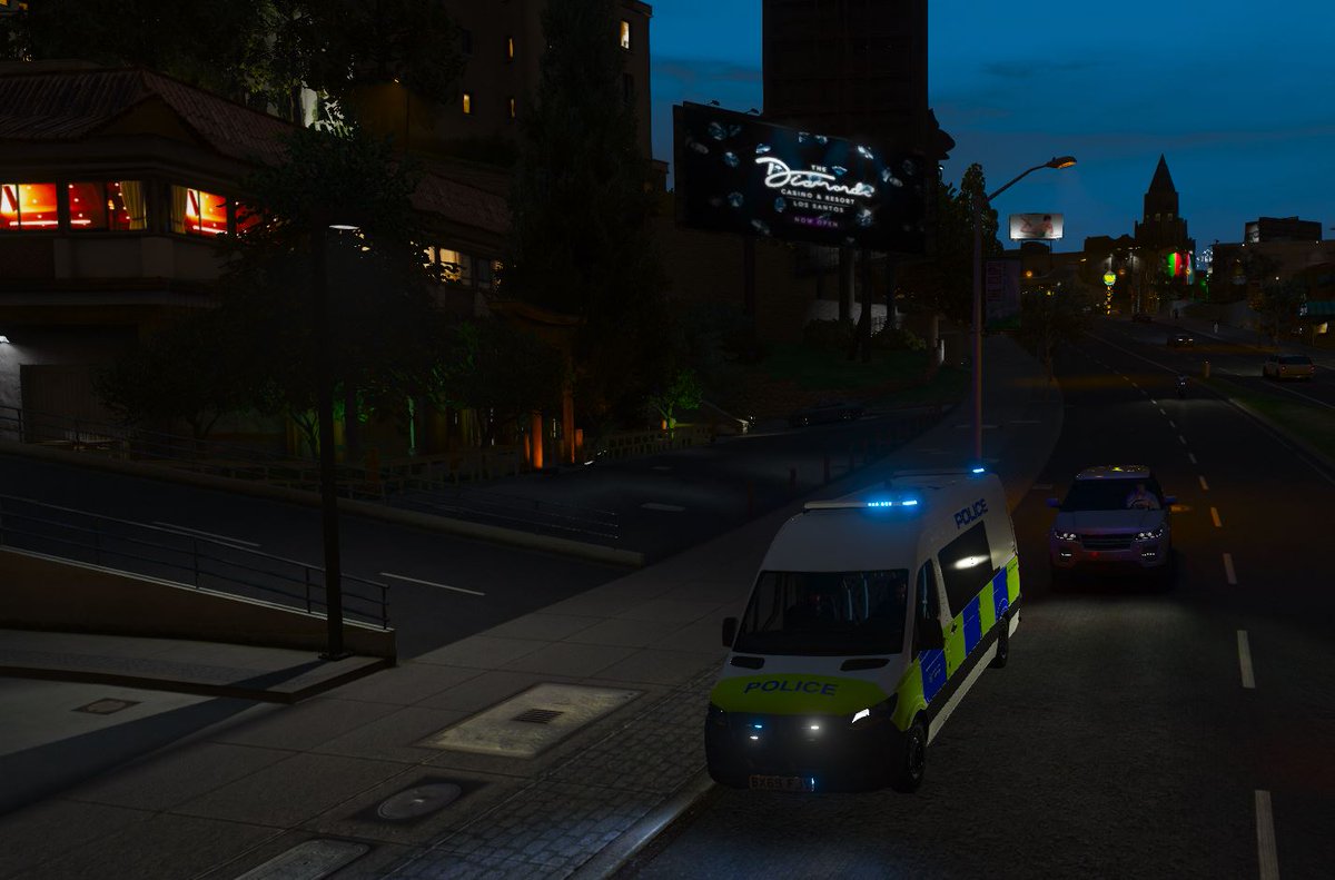 SUPT1274's tweet photo. Late finish tonight after I swapped my Traffic kit for some TSG Gear. Myself and @KPayne06817419 travelled into the city to assist our @FPLCRPC colleagues with some Night Time Economy.
Back at the Traffic Base for some admin and then #State11.
#fictional #police @LondCallingRPC https://t.co/20550MhlJ3