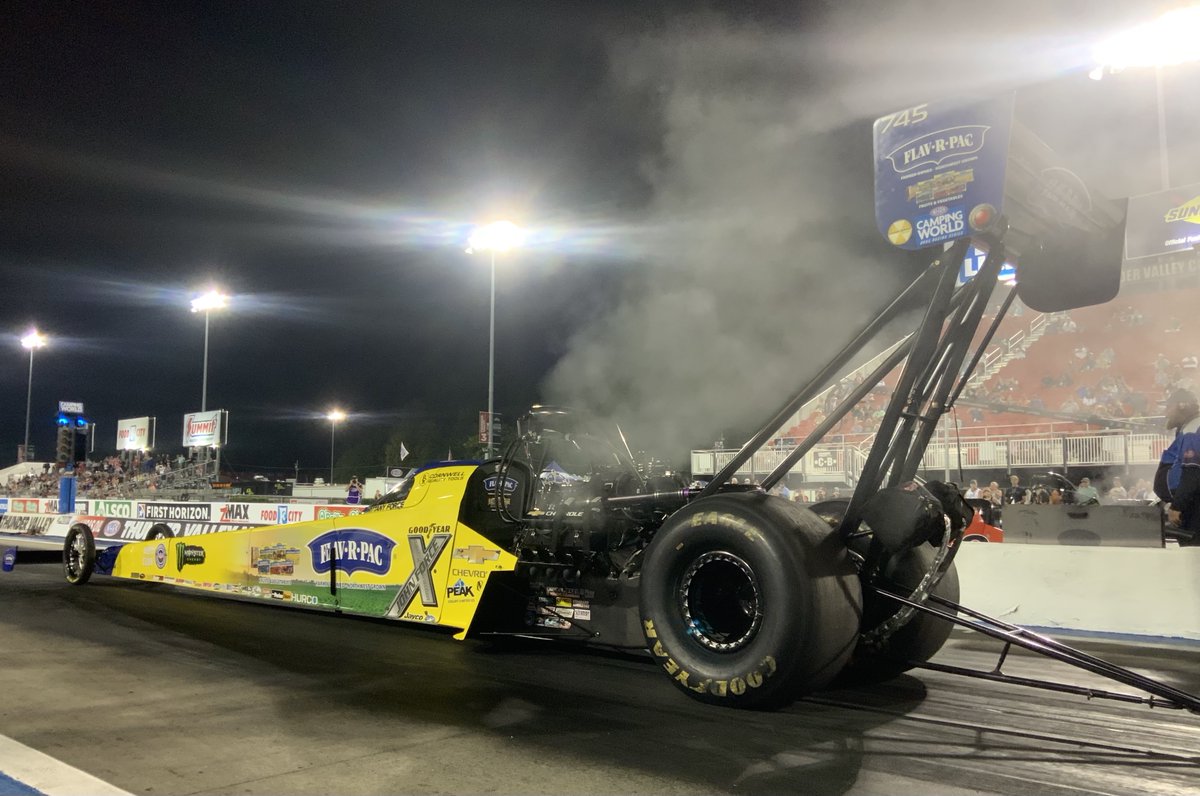 .@BrittanyForce & the @FlavRPac team are in the provisional No. 1 spot Friday at the @NHRA #ThunderValleyNats at @BristolDragway. @roberthight7000 w/ the @AAASoCal & @JohnForce_FC w/ the @peakauto @TeamChevy Camaros are sitting 2 & 3 in Funny Car. Story: bit.ly/FriBristol2021