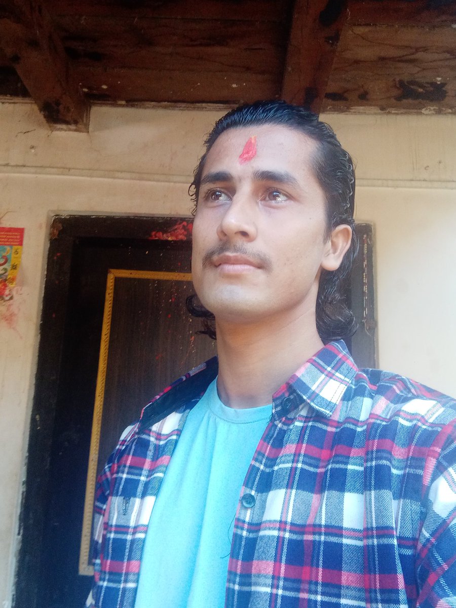 वचनले लगाएको घाउ त
देखिन्न तर चोट यसले पनि 
गहिरो नै दिन्छ ।😴
<a href="/Krrish7757/">𝙆𝙧𝙧𝙞𝙨𝙝</a>