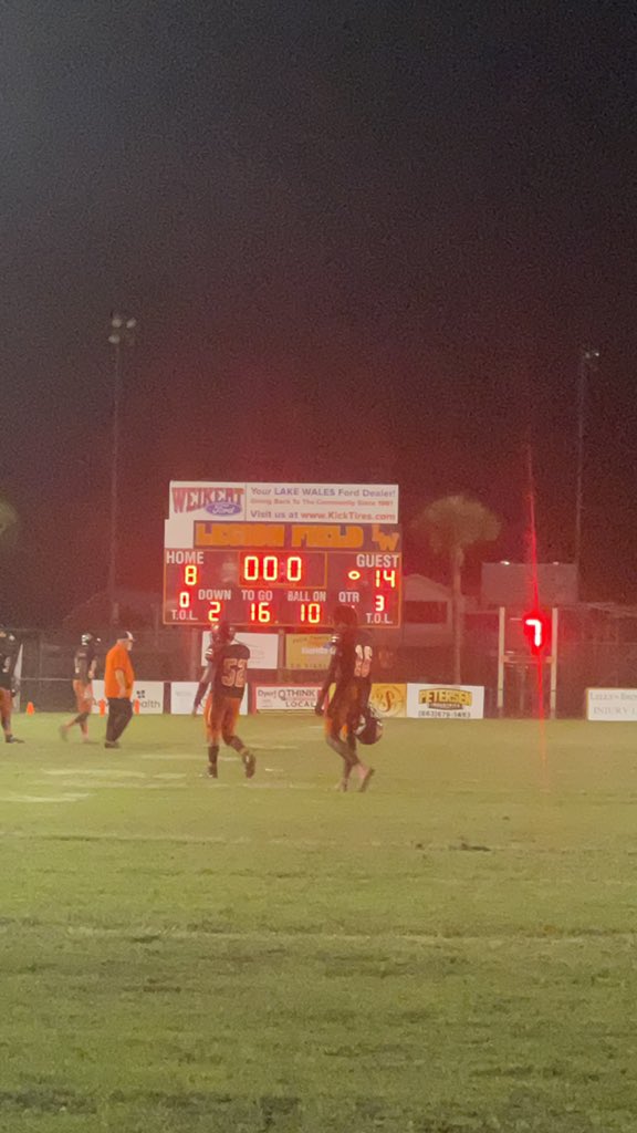 lwhs_f's tweet photo. Final Score Lake Wales 8 Auburndale 14 https://t.co/rcjFJR5Wok